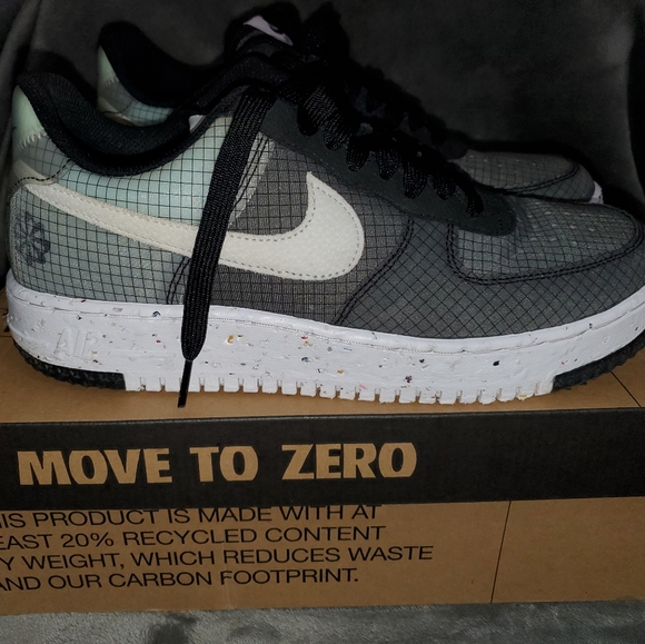 Nike Other - Nike Air Force 1 Men's 9.5 / Women's 8